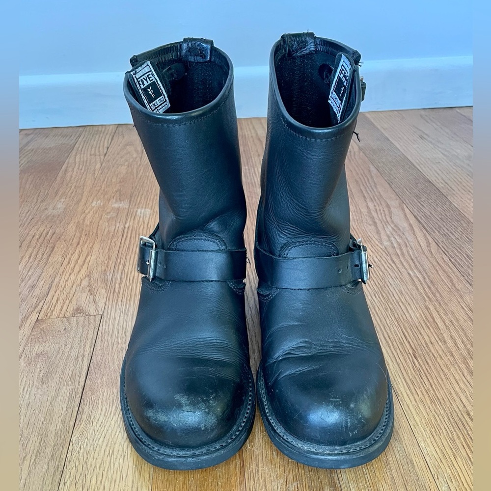 Frye Engineer 8R - Black - Womens 7.5